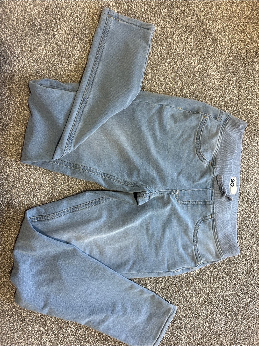 Girls Light Wash Pull-On Jeggings in Blue- M